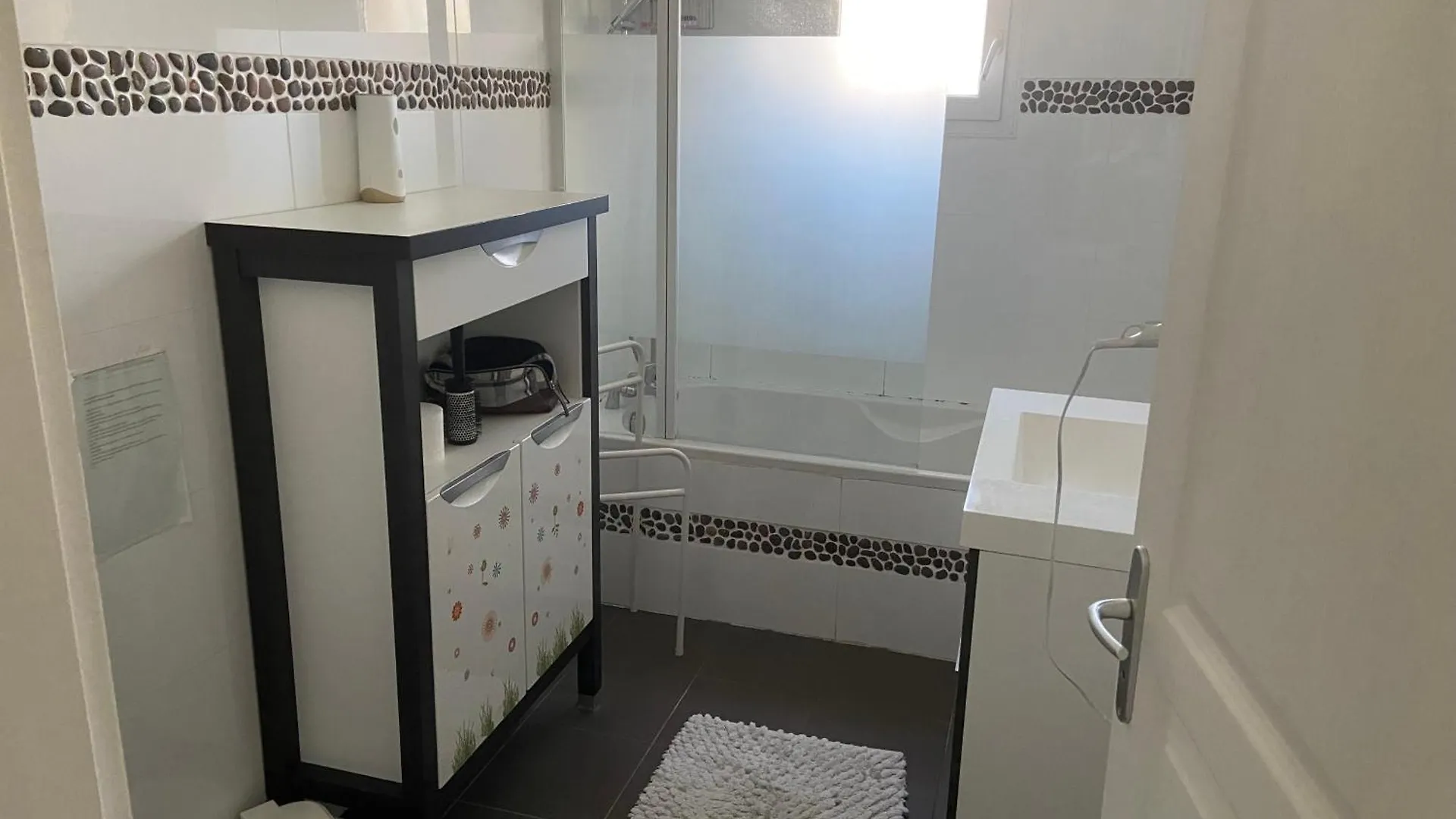 Villa Moderne Dans Village Typique Briatexte